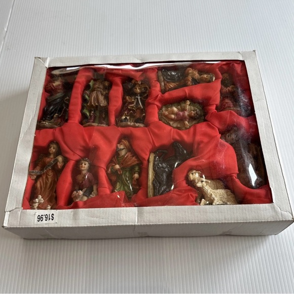 Danson Nativity Set 12 Figurines Ceramic Bisque Hand Painted Christmas Vintage - Picture 12 of 12